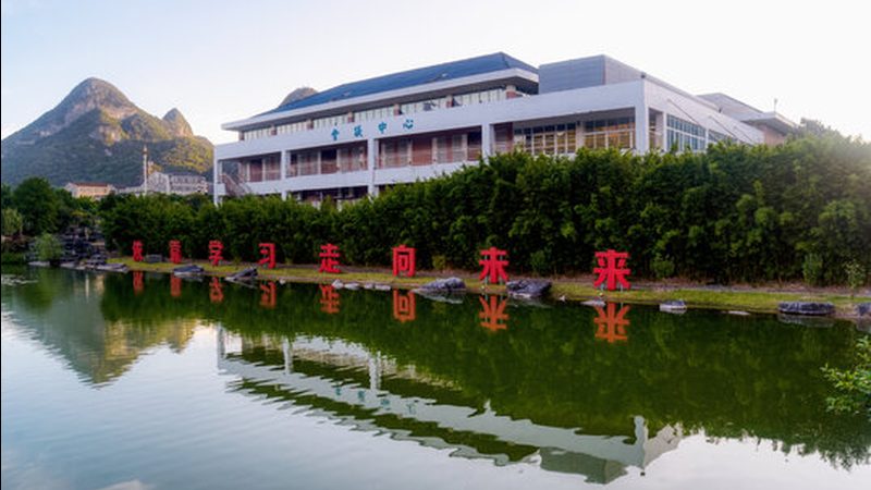 电子产品开模与手板制作：揭秘两者之间的关键差异
